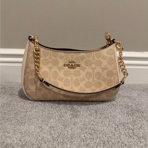 Coach Teri Shoulder Bag